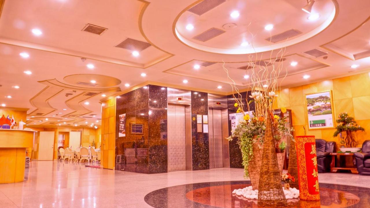 Hwa Du Hotel Тайнань Екстер'єр фото
